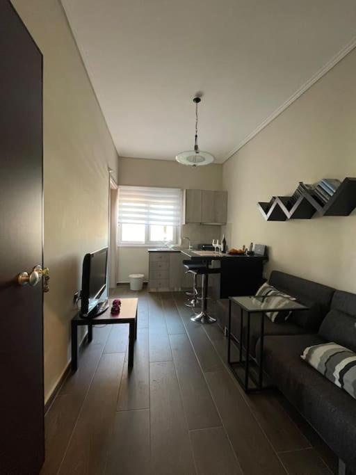 City Apartment Corinth Exterior foto